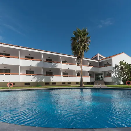 Pradillo Conil מלון 3*